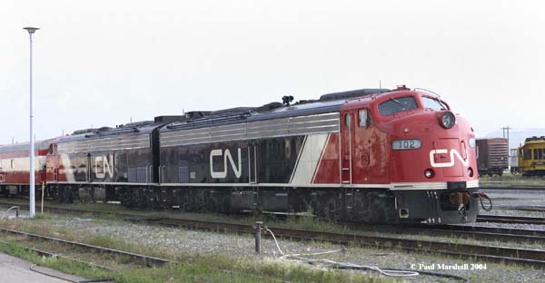 CN E8A #102 + #103 at Jasper - August 2004