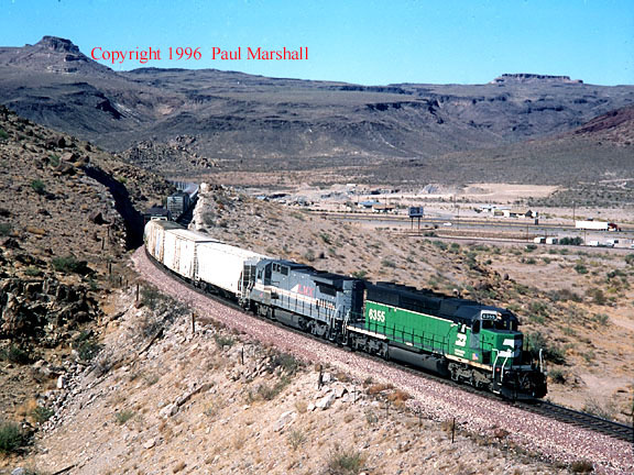 BN SD40-2 at Kingman Canyon Oct 1996