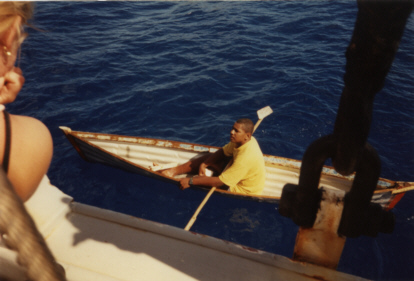 Meeting the locals - Yasawas (Fiji).jpg (62781 bytes)
