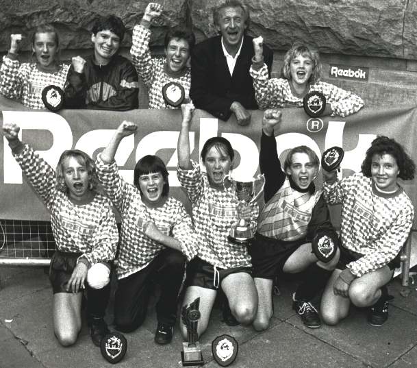 Reebok champions in 1991 with Denis Law