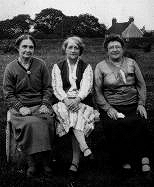Dennett sisters