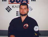 robertandresakis.jpg (4359 bytes)