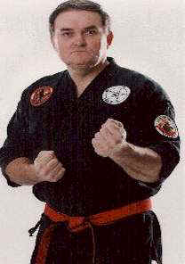 tom.jpg (8874 bytes)