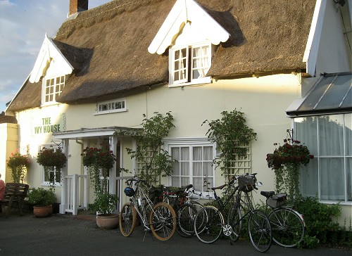 The Ivy House at Stradbroke