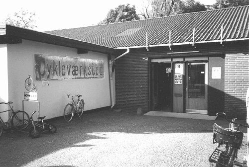 The main entrance to the museum.