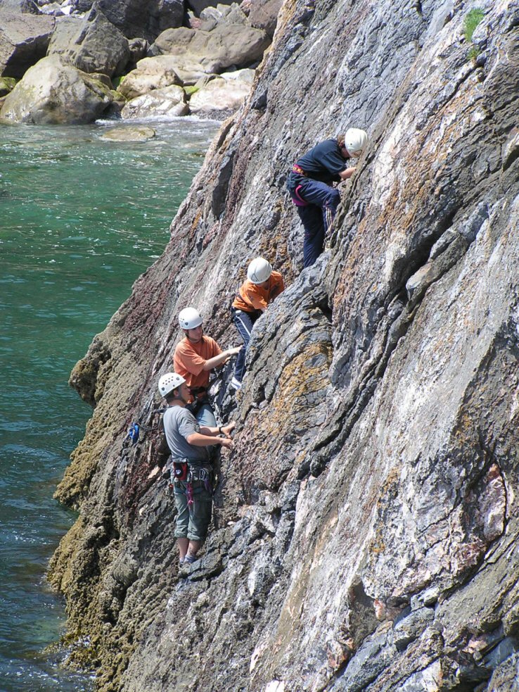 Sea traversing at meadfoot