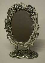 Daffodil Mirror