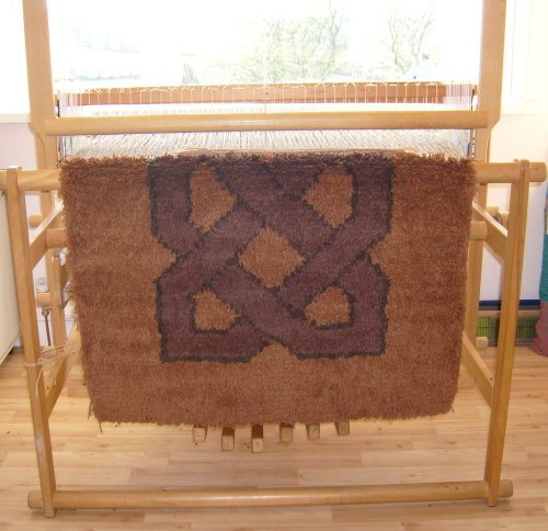 Celtic cinnamon rug on the loom