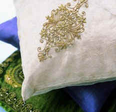 Click here to see a collection of Earthtones Cushions and see more information on this product