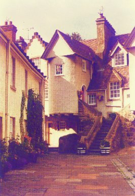 Whitehorse Close, off the foot of the Royal Mile.