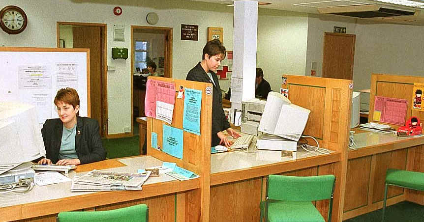herald front office.jpg (130905 bytes)