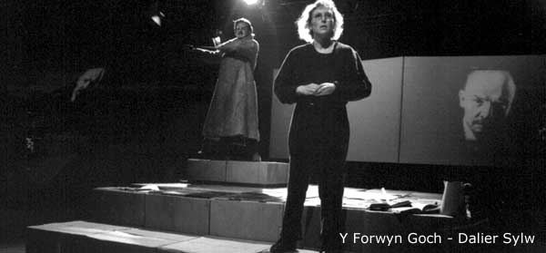 Simone Weil - Y Forwyn Goch