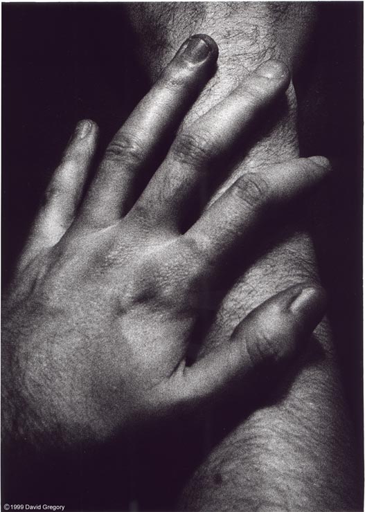 handsbig.jpg (80691 bytes)