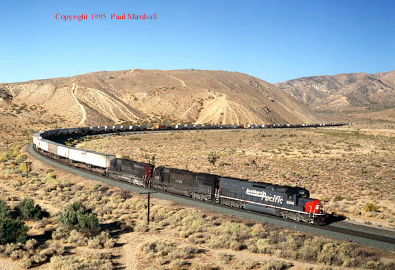 SD40T-2 at Warrens Curve Oct 1995