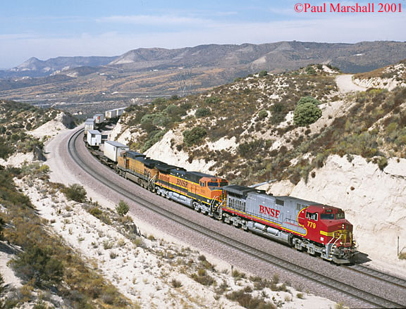 BNSF #779 rounding the curve at Cajon Summit Oct 2001
