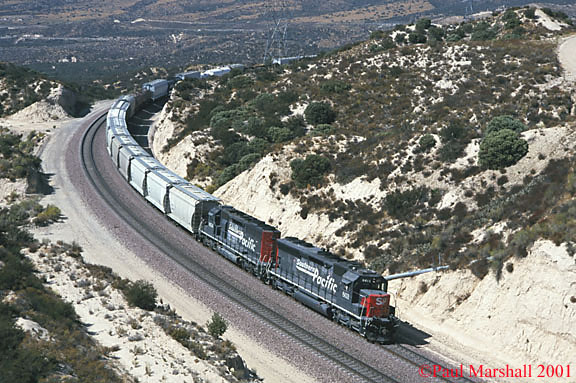 SP SD40Ms #8611 + #8634 descending Cajon Oct 2001