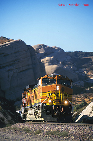 BNSF Dash 9 #5383 Sullivan's Curve Oct 2001