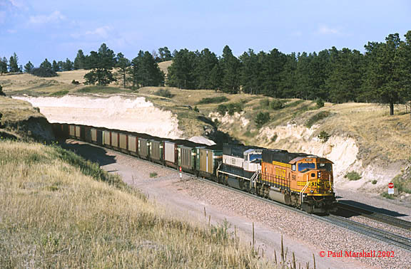 BNSF SD70MAC's #9948 + #9581 at Belmont Summit - Sept 2002