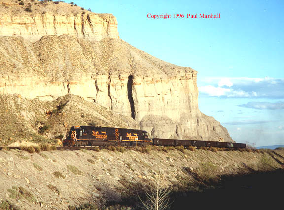 SD40T-2 approaching Price April 1996