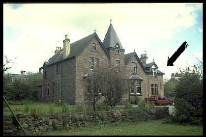 Front_View_Eastfield_3.jpg (27438 bytes)