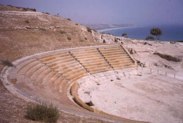 The cliff-top Greek theatre at Eraclea Minoa