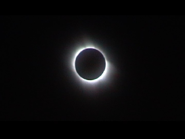 v_eclipse_3.jpg