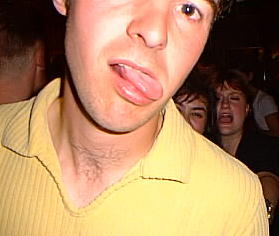 dodgy3.jpg (14613 bytes)