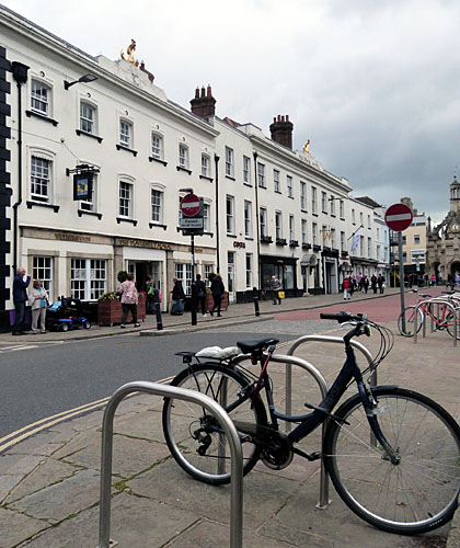 The Dolphin and Anchor, Chichester