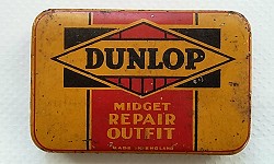 Dunlop Midget puncture repair outfit