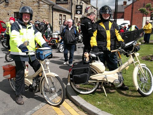 A pause at the Wheatsheaf