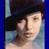 french_box-angelina_jolie03_th.jpg 2.5K