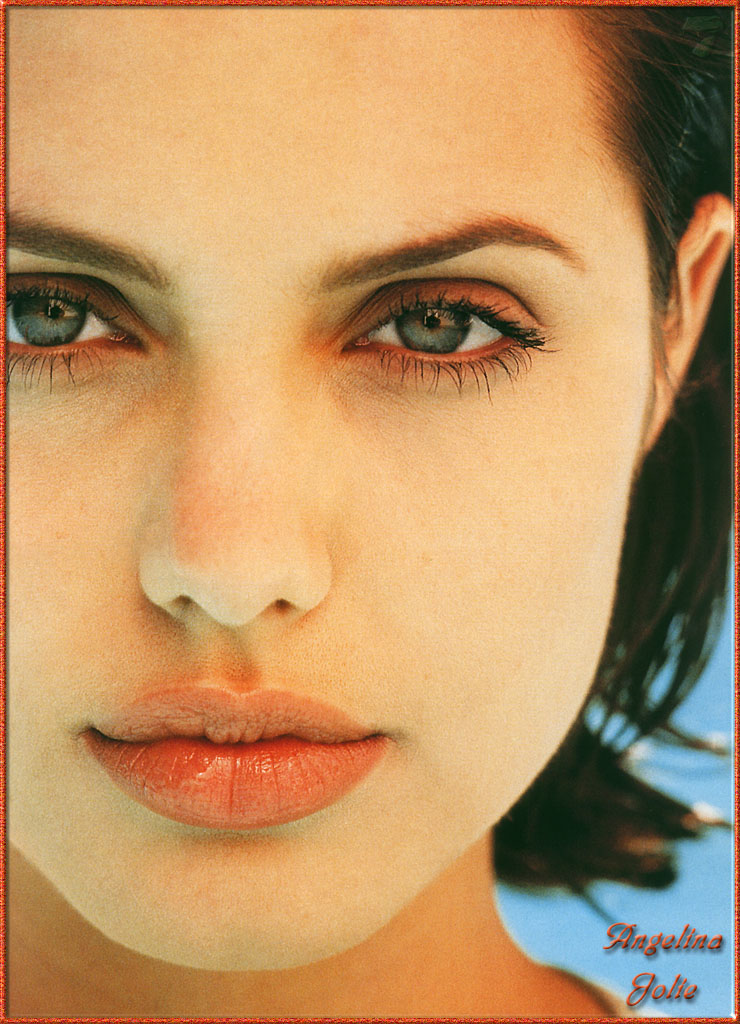vssnf2k-029_angelina_jolie02.jpg 193.7K