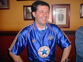 Who's that handsome guy?