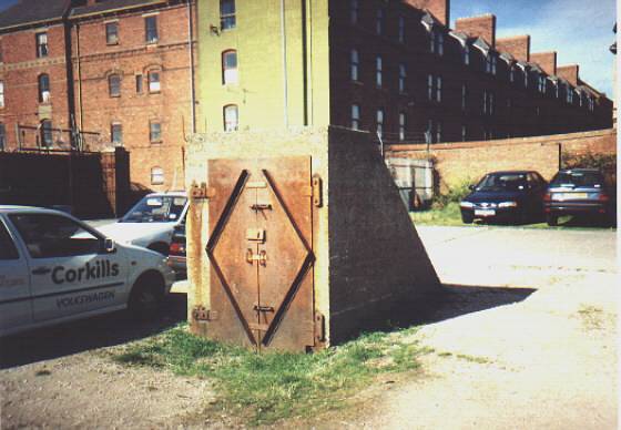 35KB jpeg Emergency exit from air-raid shelter