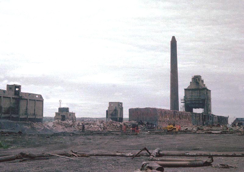 Coke ovens demolished.  © Frank O'Donnell 1984